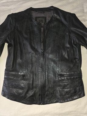 Mauritius Women's Leather Jacket Sz Large 😍